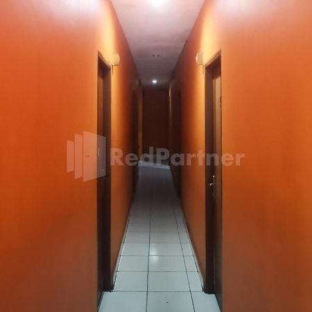 Tangki Residence 1 Redpartner Jakarta Exteriör bild