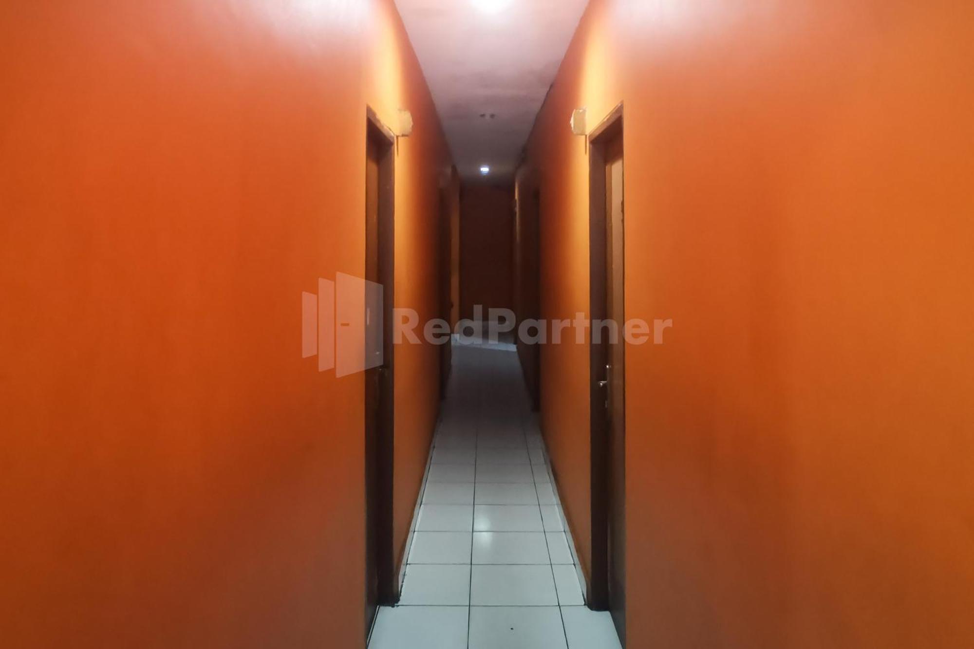 Tangki Residence 1 Redpartner Jakarta Exteriör bild